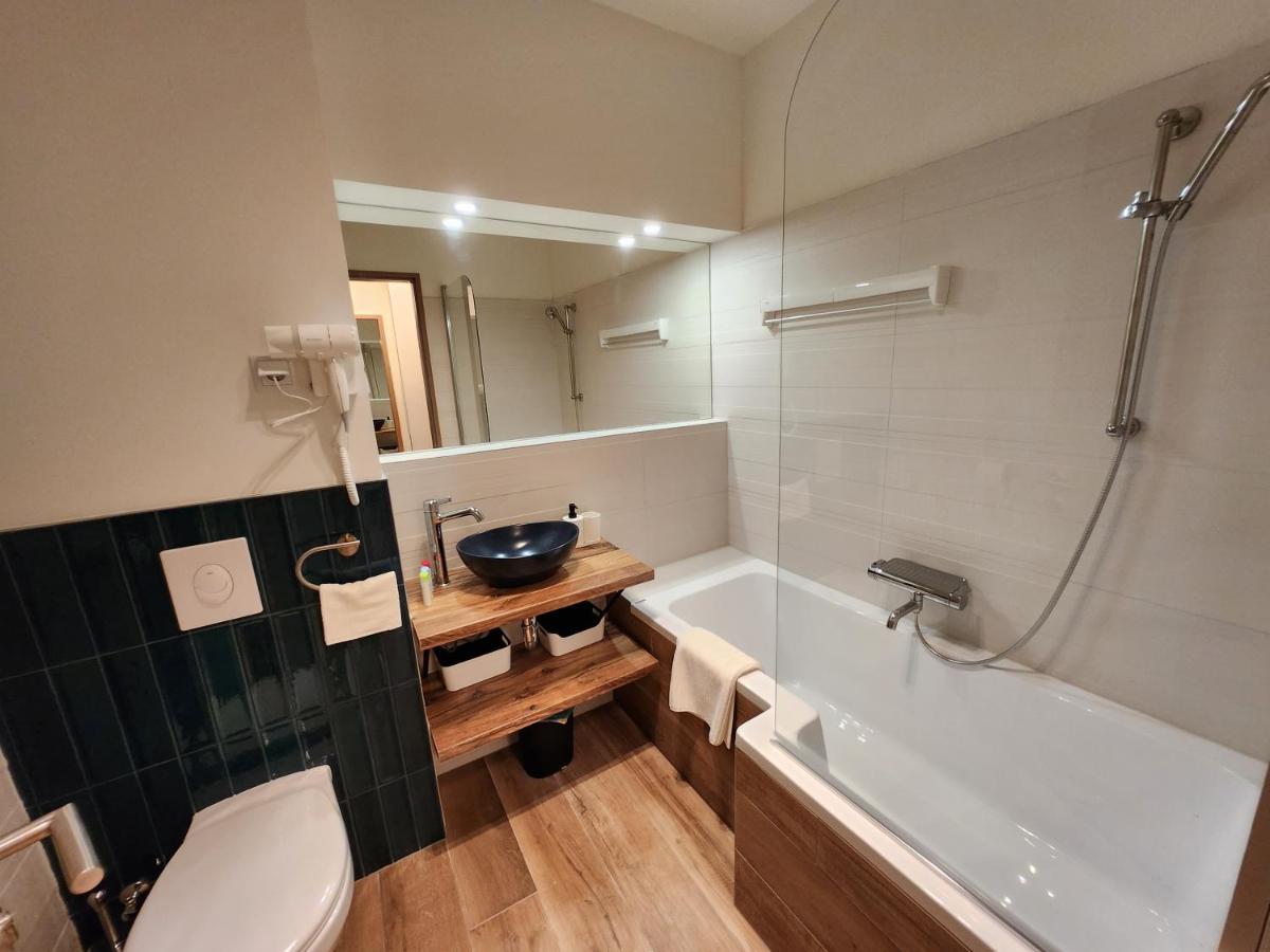 Apartman 18 Aparthotel Дебрецен Екстериор снимка