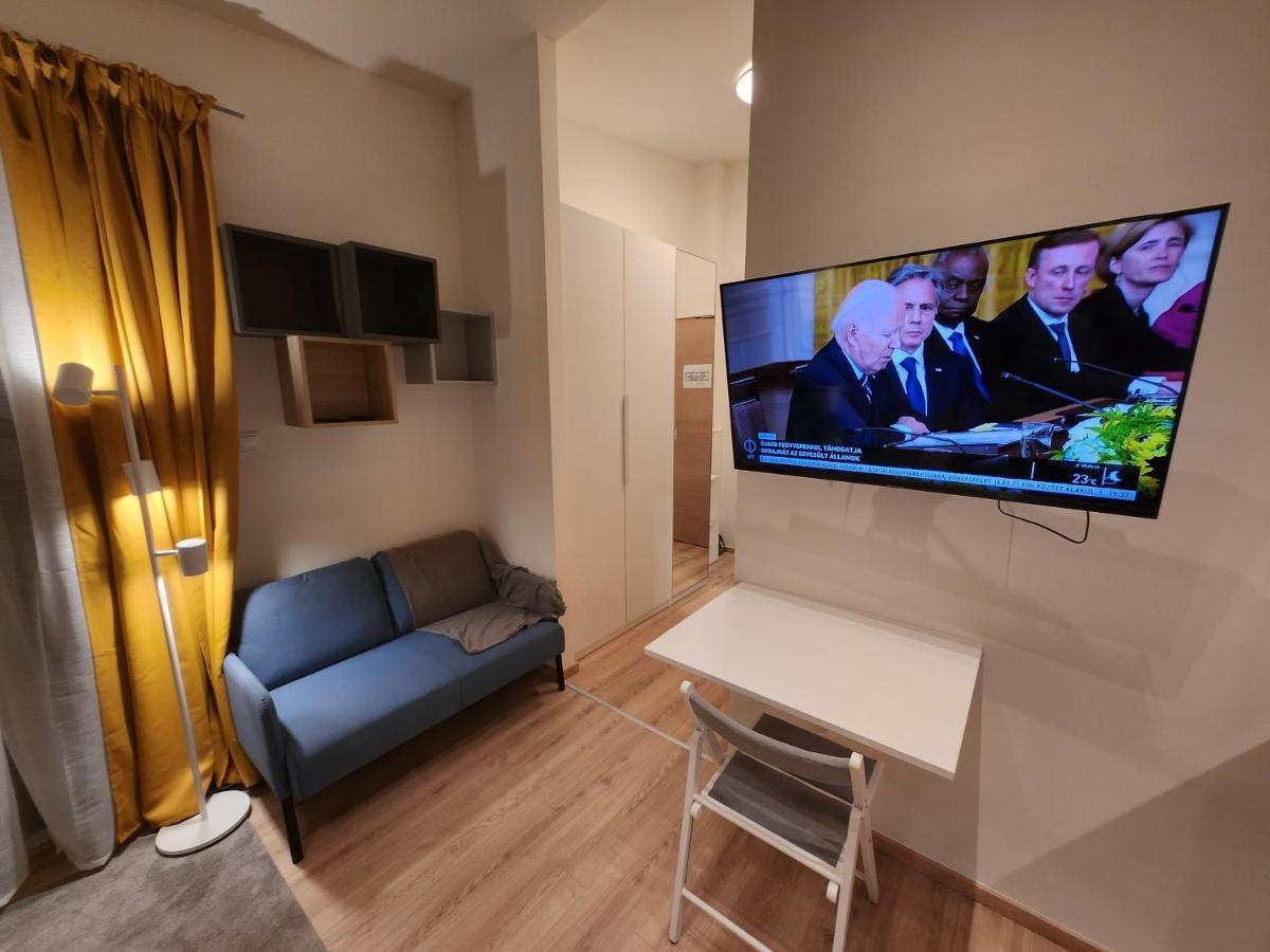 Apartman 18 Aparthotel Дебрецен Екстериор снимка