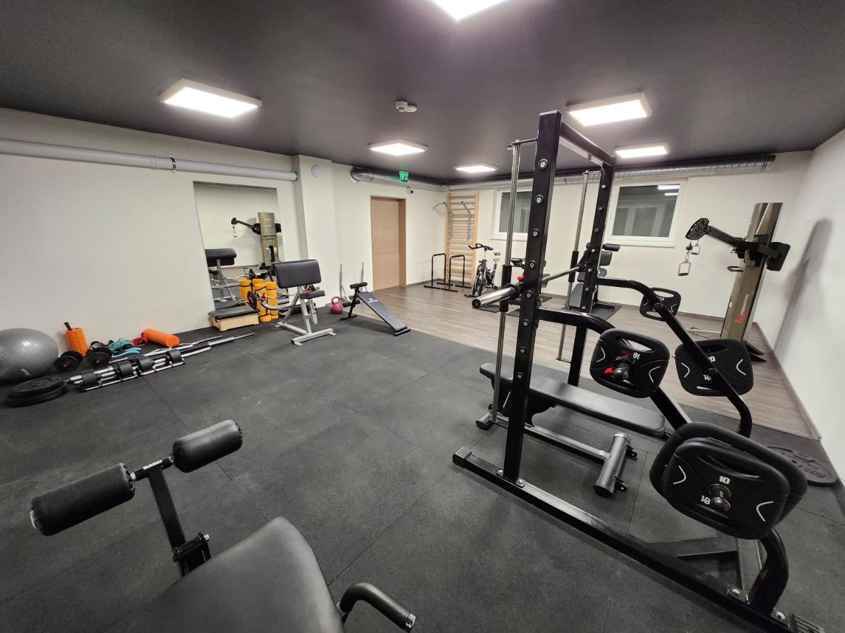 Apartman 18 Aparthotel Дебрецен Екстериор снимка