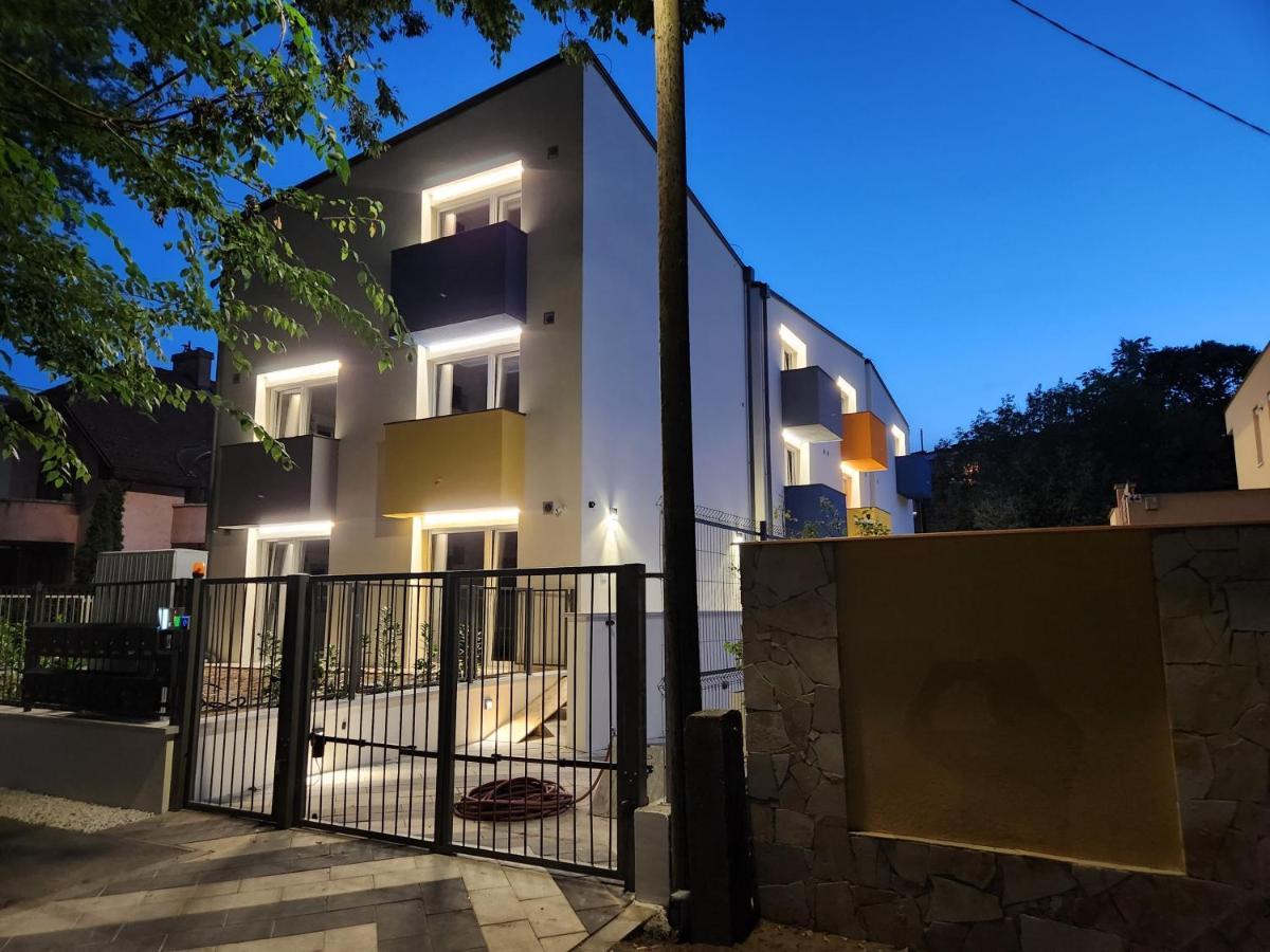 Apartman 18 Aparthotel Дебрецен Екстериор снимка