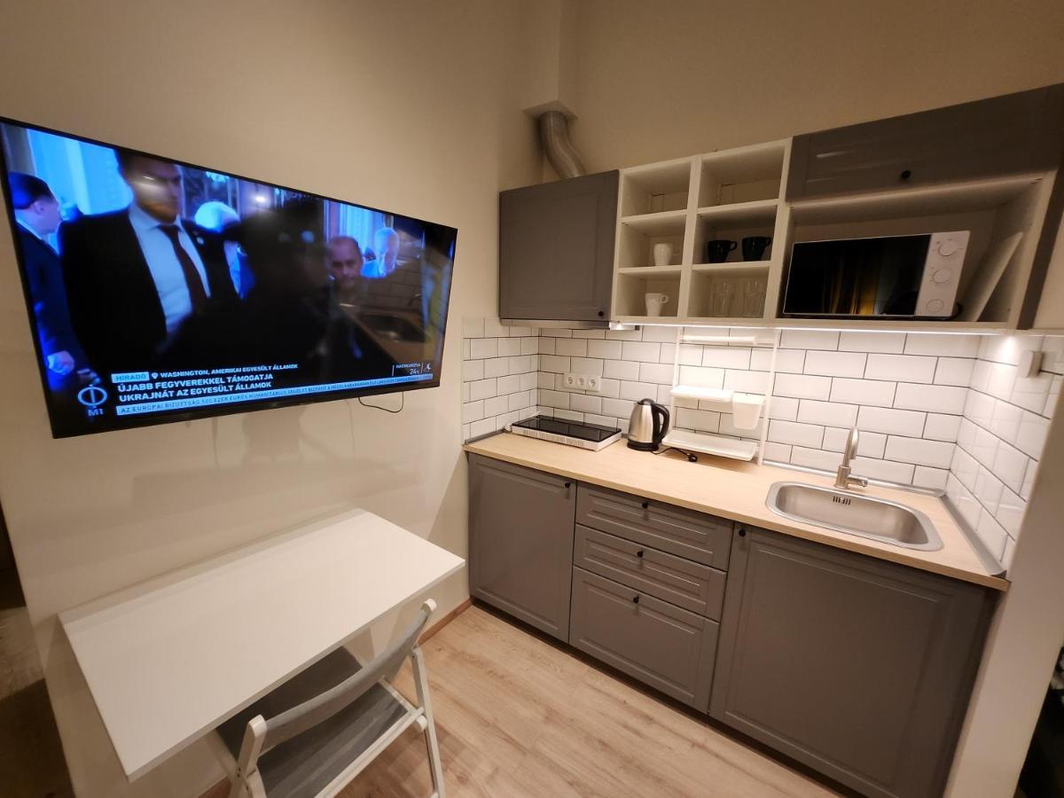 Apartman 18 Aparthotel Дебрецен Екстериор снимка